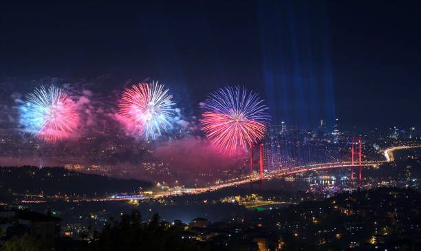 Teknede Lüks Yılbaşı Kutlamaları